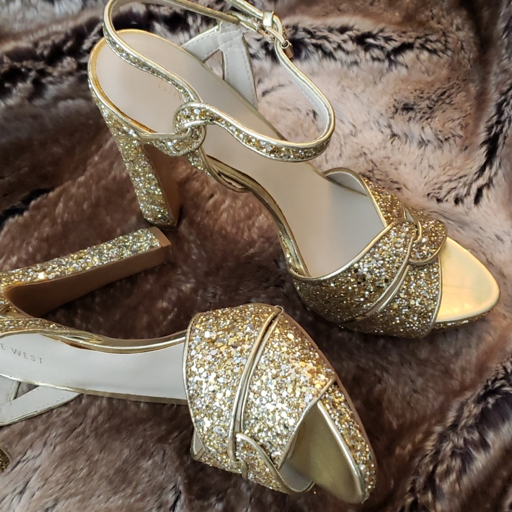 Nine West Hotlist Gosil/G Peep-Toe, Slingback